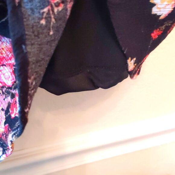 Sundress Floral Knee-length Lined Size Medium - Picture 5 of 11